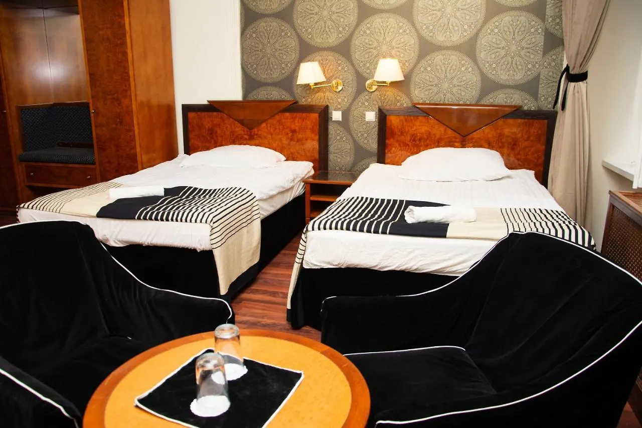 Evergreen Budapest Guest House 3*,