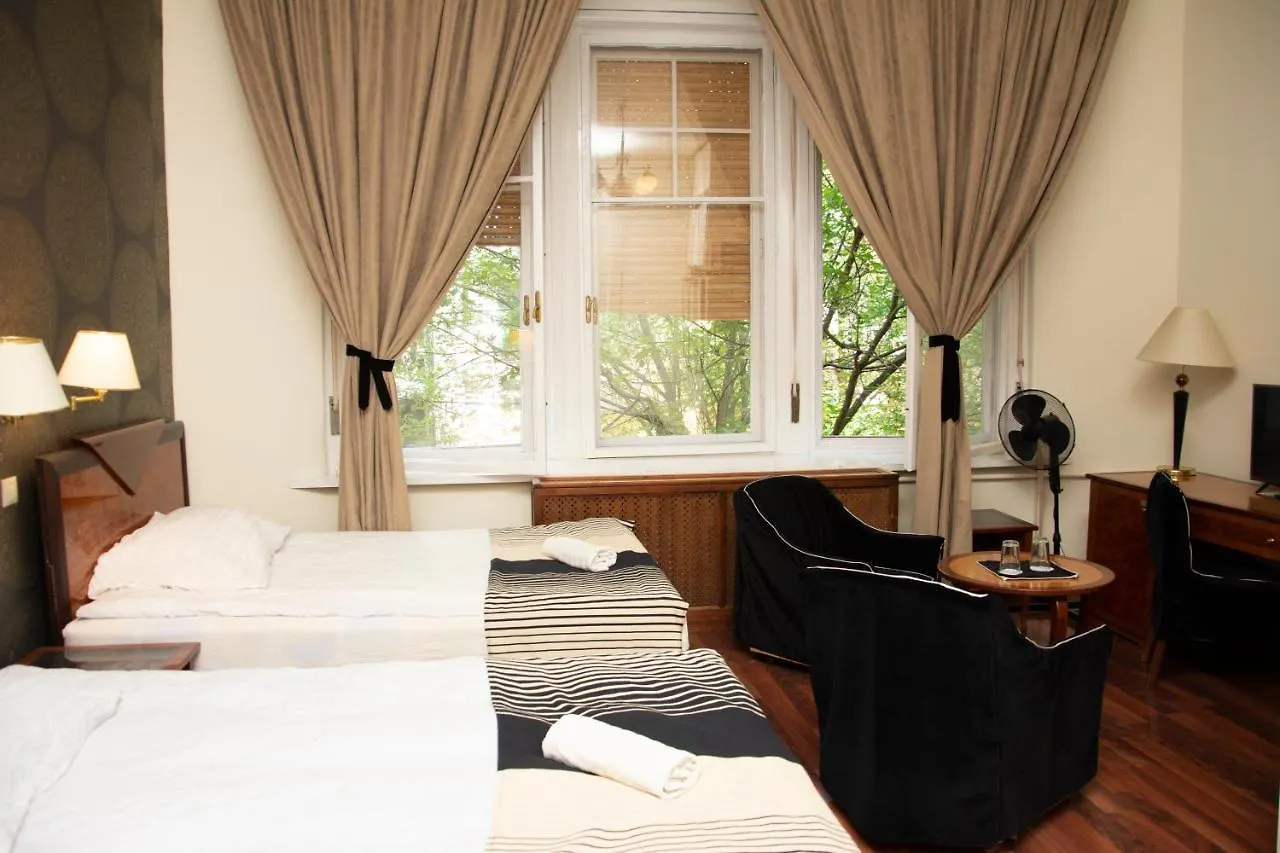 Evergreen Budapest Guest House