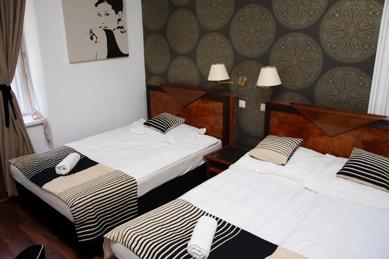 Evergreen Budapest Guest House