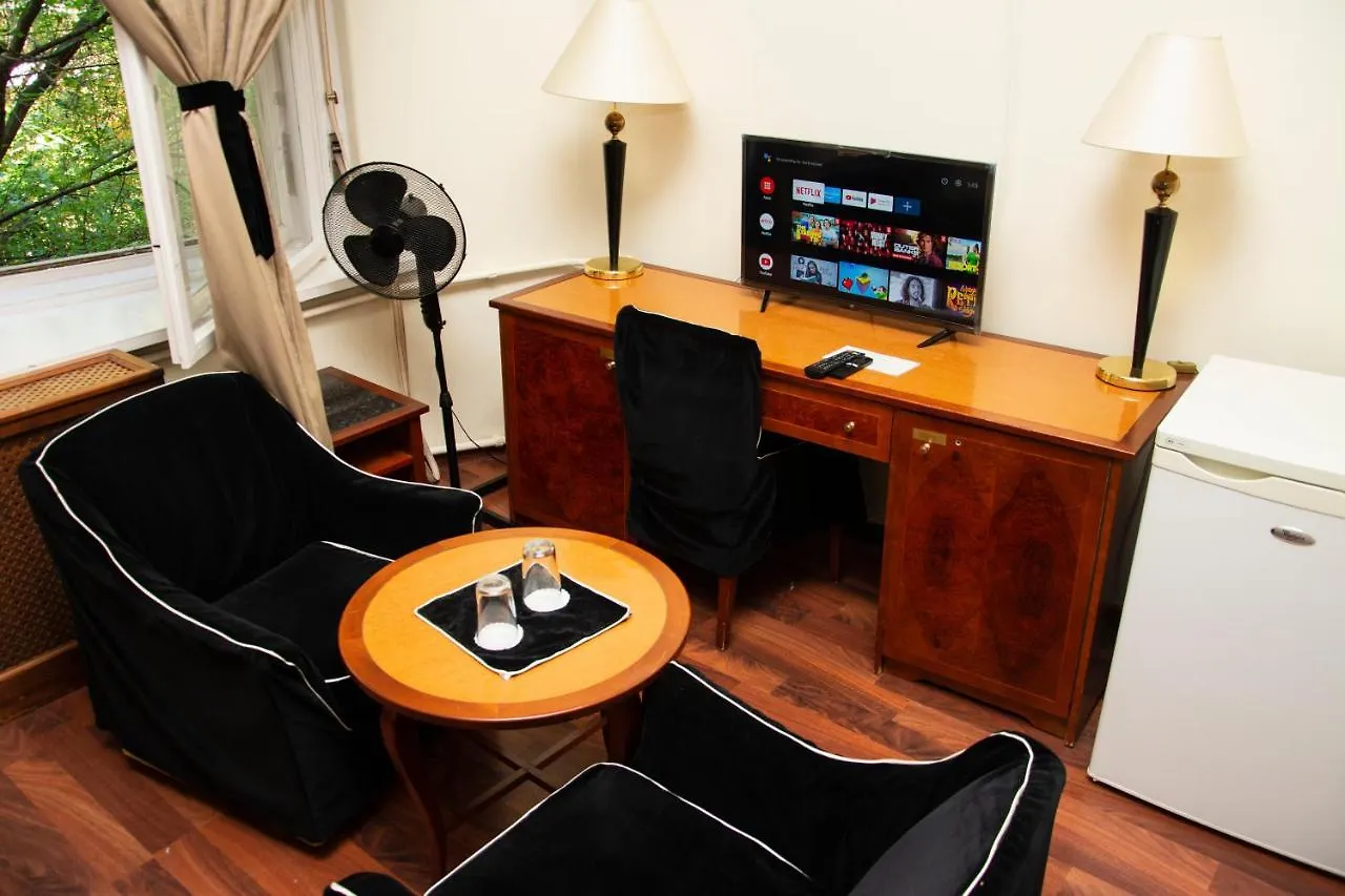 Evergreen Budapest Guest House